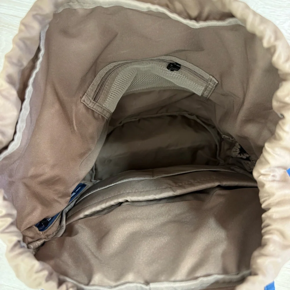 Doughnut Blue Bouncy 21L Travel Backpack